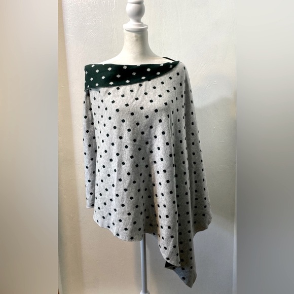 Duluth Trading Co.3% cashmere 9% wool 26% viscose 34% cotton 28%nylon poncho OS - Picture 2 of 5